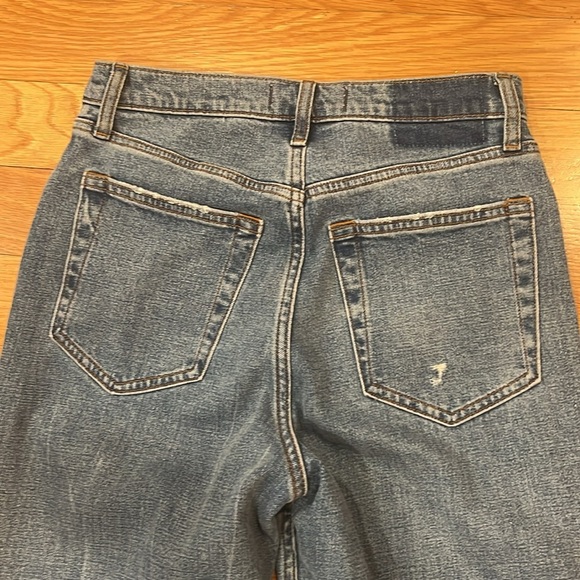 Abercrombie & Fitch the 90s slim straight ultra high rise jeans size 28/6L. - Picture 9 of 11